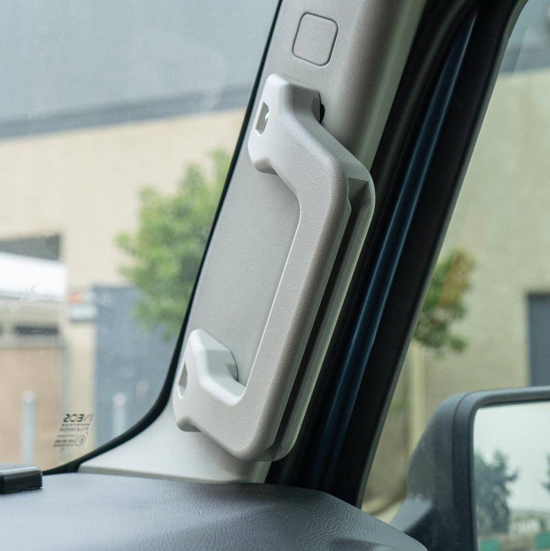 GRAB HANDLE | AO | RHD DRIVER SIDE
